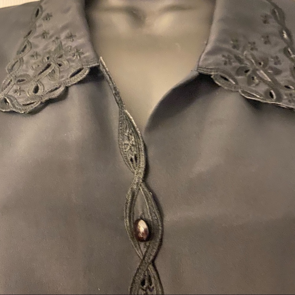 Embroidered blouse